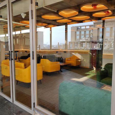 Hotel Sifat International Surate Extérieur photo
