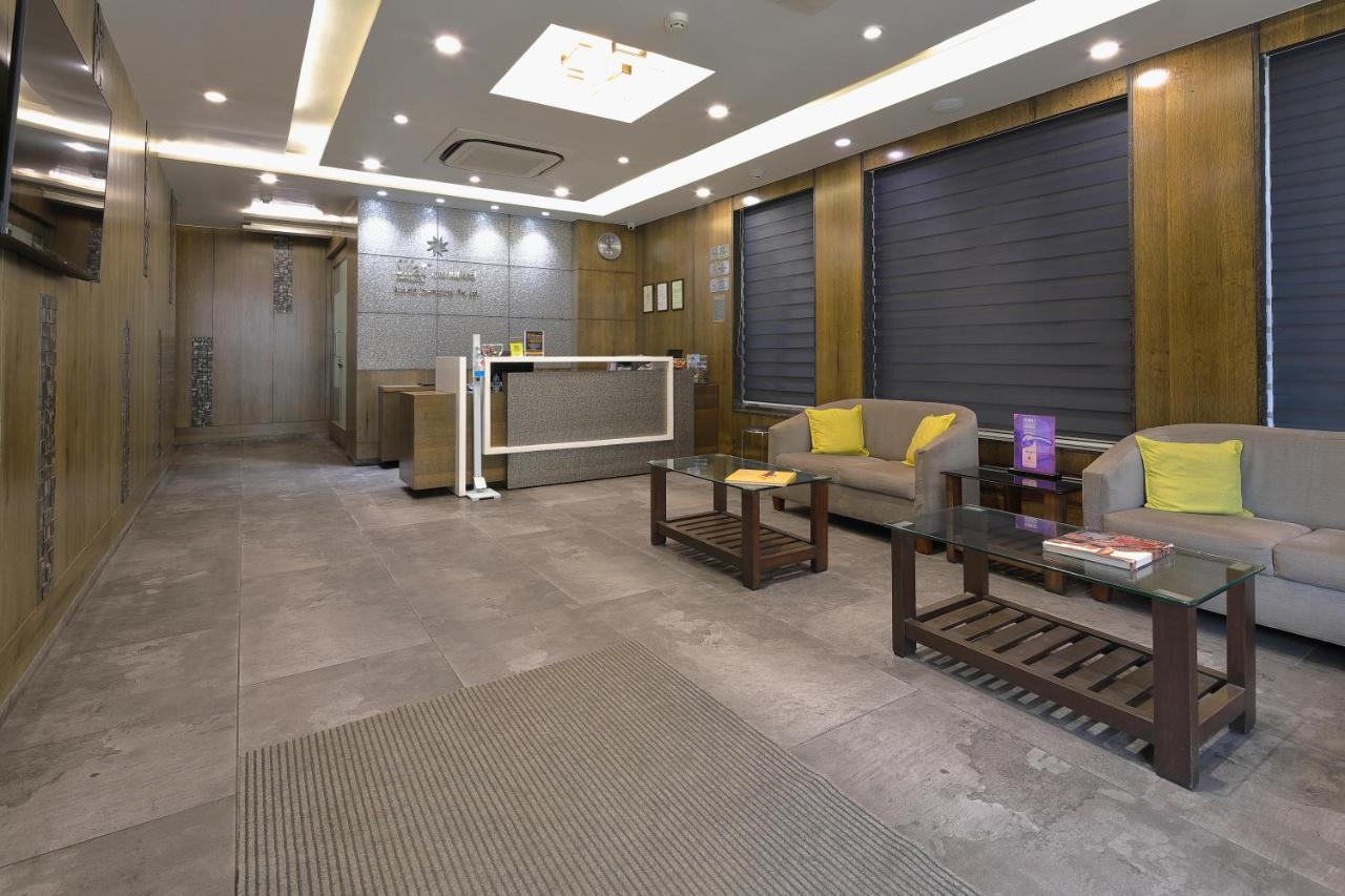 Hotel Sifat International Surate Extérieur photo