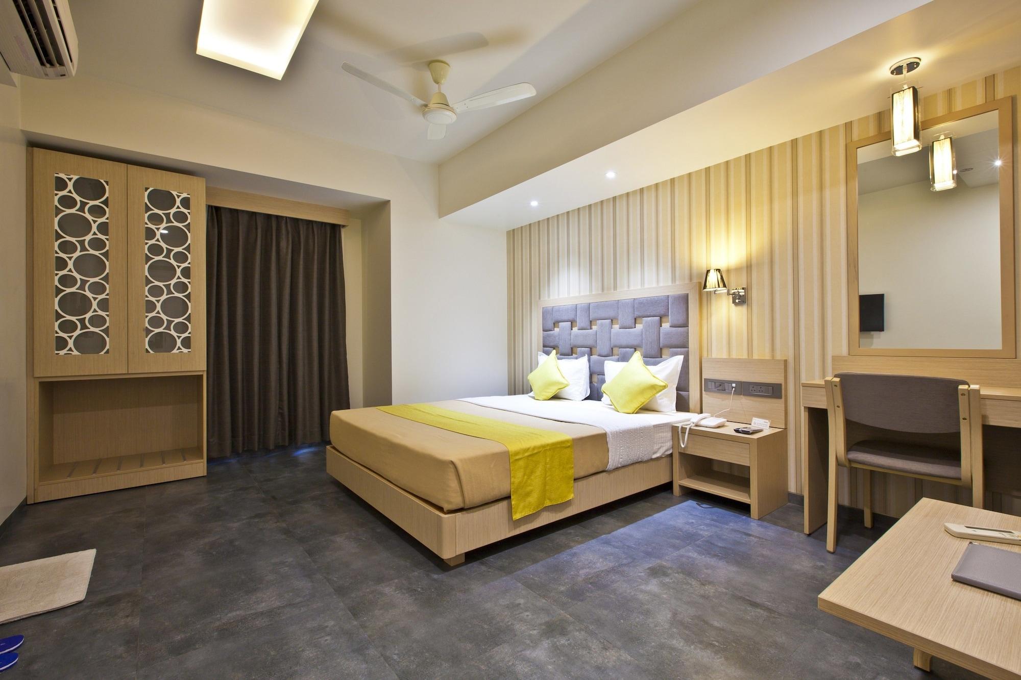 Hotel Sifat International Surate Extérieur photo