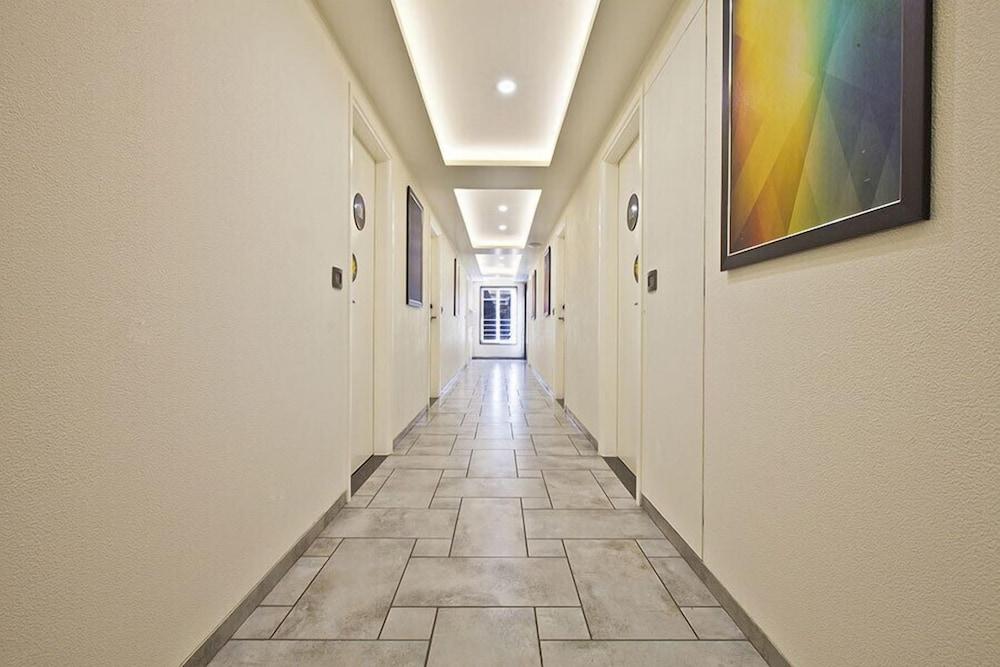 Hotel Sifat International Surate Extérieur photo