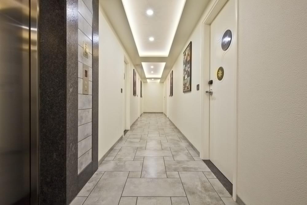 Hotel Sifat International Surate Extérieur photo